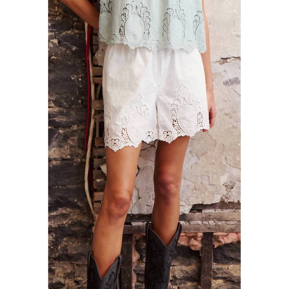 NEW MELISSA NEPTON toro lace shorts in off white